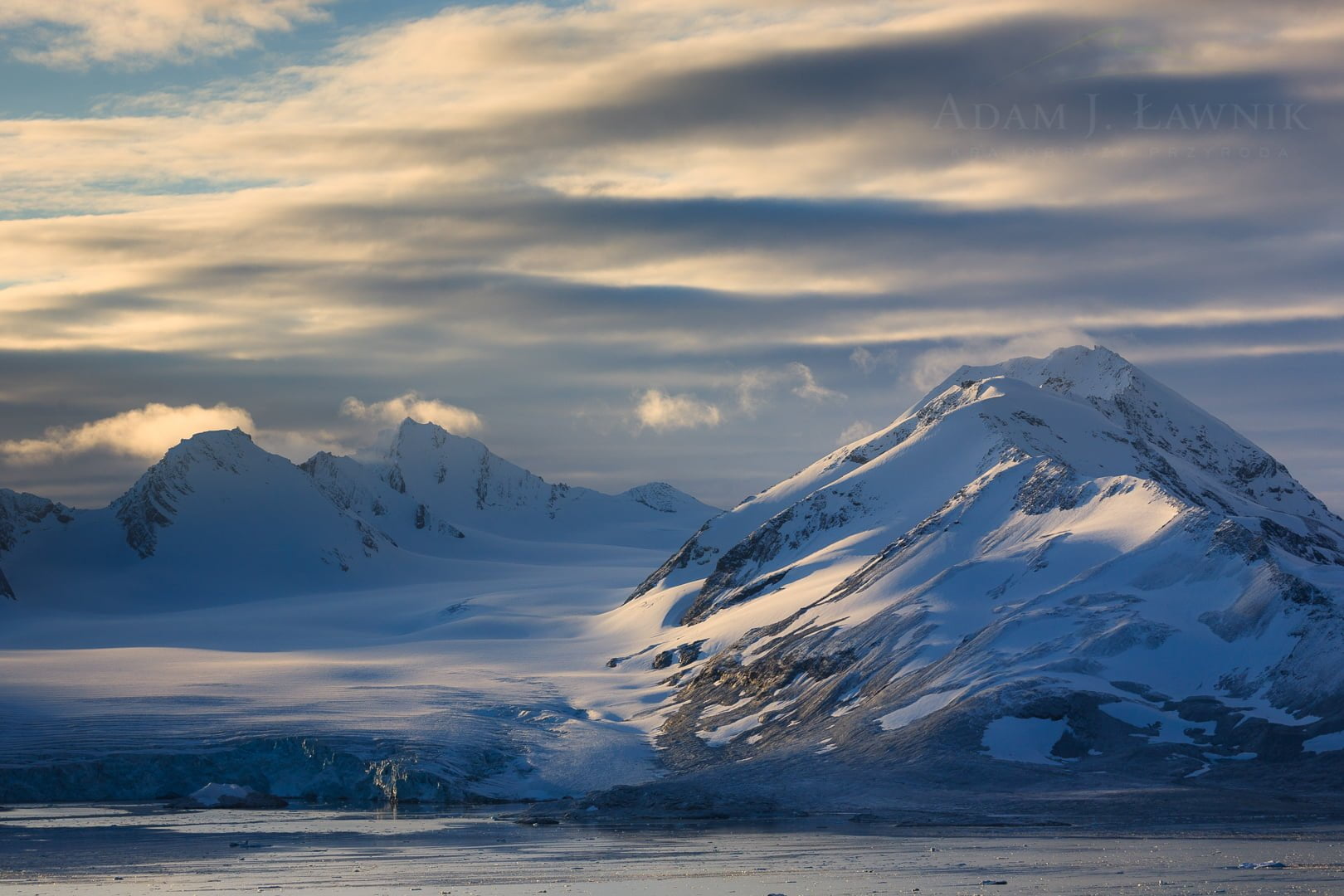 Widok z Przylądka Treskelen - Spitsbergen